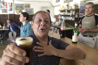 Los médicos le recomendaron dejar la ginebra y creó el trago más popular de la Argentina