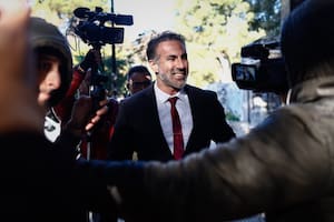 Tras el escándalo, le piden al tribunal que “ponga freno” al neurocirujano Leopoldo Luque