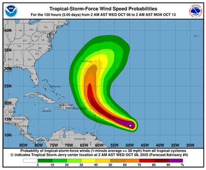 El NHC indica que "solo se espera un fortalecimiento modesto a corto plazo debido a la estructura inclinada del sistema y su rápido desplazamiento"
