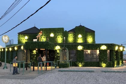 El night club más exclusivo del balneario uruguayo abandonó su tradicional esquina de La Barra