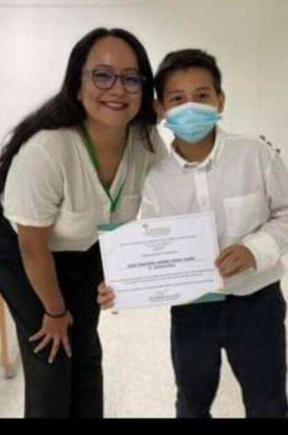 El niño quiere estudiar en la universidad y trabajar en la NASA. Pero antes de eso, quiere tener un taller con microscopio y soldadura.
Foto: Cortesía