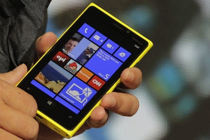 El Nokia Lumia 920, el smartphone insignia de la compañía con Windows Phone 8