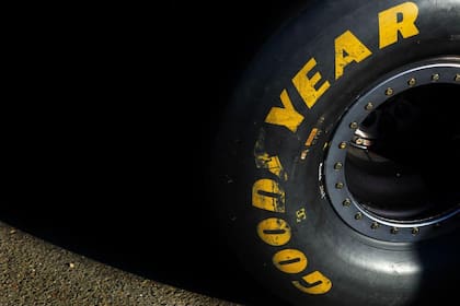 El nombre de Goodyear perduró, gracias a la compañía que lleva su nombre, pero él murió endeudado, mientras otros ganaron millones con su invento.