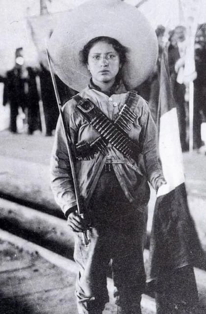 El nombre de las Adelitas parte de Adela Velarde, una mujer que a los 15 años se unió a las filas de la Cruz Blanca durante la Revolución de México