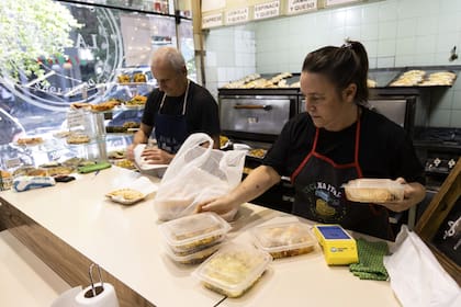 “El nombre “La Tana” también se dio solo. Nunca tuvieron nombre en el local y los clientes, cariñosamente, empezaron a decirle así y quedó”