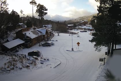El norte del estado podría recibir más de 25 cm de nieve, lo que afectará el tráfico en las principales rutas como la Interstate 40 e Interstate 17.