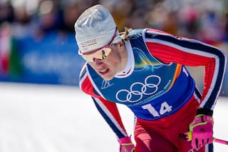 El noruego Klaebo gana su 9º oro en esquí de fondo y bate un récord olímpico invernal