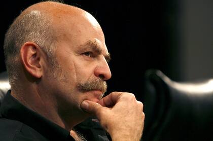 El novelista argentino durante una conferencia