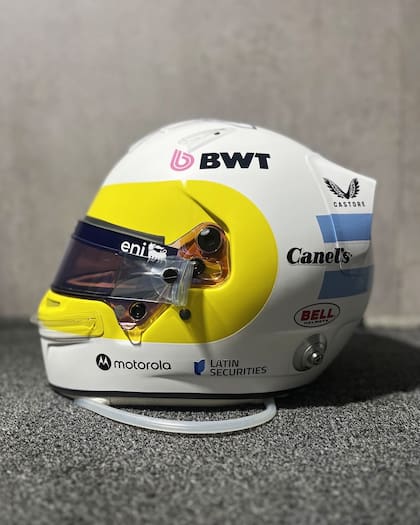 El nuevo casco de Colapinto