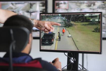El nuevo centro de monitoreo desde donde se vigila todo el partido de Pinamar