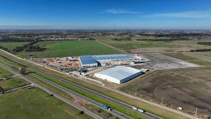 El nuevo centro industrial de Mercedes Benz Camiones en Zárate que estará operativo a partir de 2026