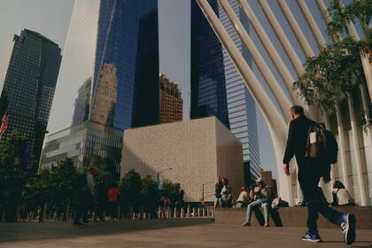 El nuevo Centro Perelman de Artes Escénicas en el World Trade Center, que se inaugura tras años de retrasos, es un cubo de 42 metros de altura revestido de mármol en Manhattan. (Victor Llorente/The New York Times)