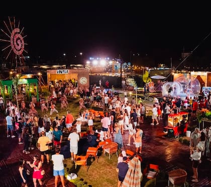 El nuevo Challenger de Costa do Sauípe se jugó durante la tarde y la noche, para que el público pudiera disfrutar de la playa durante la primera parte del día