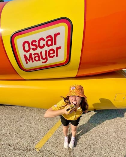 El nuevo conductor de Oscar Mayer y el Wienermobile ganará 35.000 dólares al año (Instagram @oscarmayer)