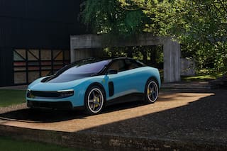 Cómo es el Ferrari eléctrico que desató polémica y la caída de las acciones de la empresa