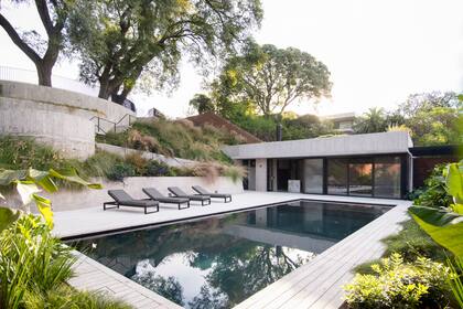 El nuevo jardín urbano se construye con plantas que tienen carácter