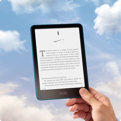 El nuevo Kindle Paperwhite es más delgado, la pantalla es más rápida y tiene carga inalámbrica
