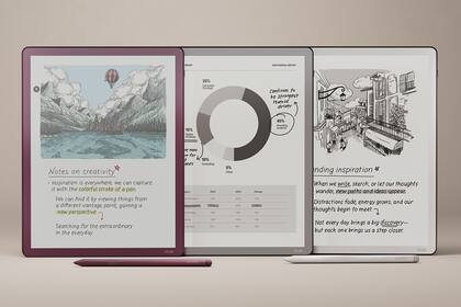 El nuevo Kindle Scribe Colorsoft de Amazon tiene una pantalla de tinta electrónica color de 11 pulgadas, junto a las versiones con paneles monocromáticos