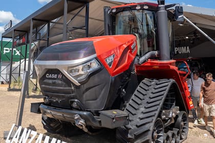 El nuevo Quadtrac de 525HP con sistema de orugas