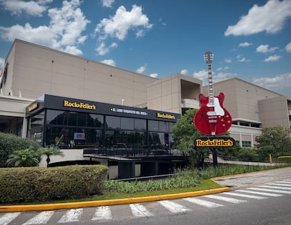 El nuevo Rock&Fellers´s está ubicado en Unicenter y abrió sus puertas en marzo de este año