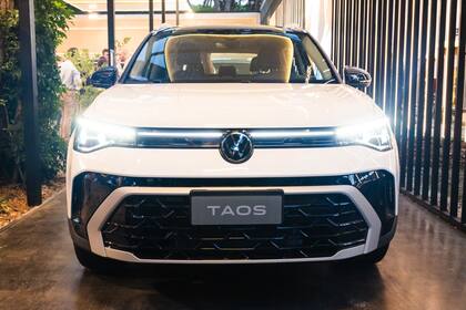 El nuevo Taos llega con más espacio y cambios en su estética y tecnología.