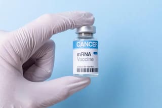 Éxito inicial de una vacuna personalizada contra el cáncer de mama más agresivo