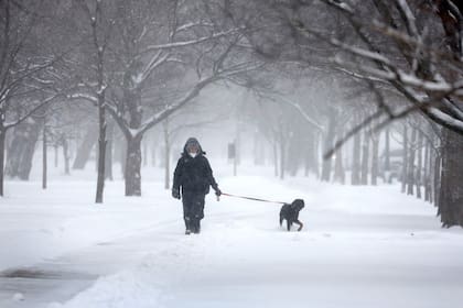 El NWS Chicago mantuvo chances bajas de nevadas ligeras o pasajeras para la primera parte del jueves
