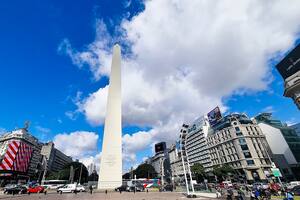 Renovado, el Obelisco cumple 85 años: cómo fue el día que lo quisieron demoler