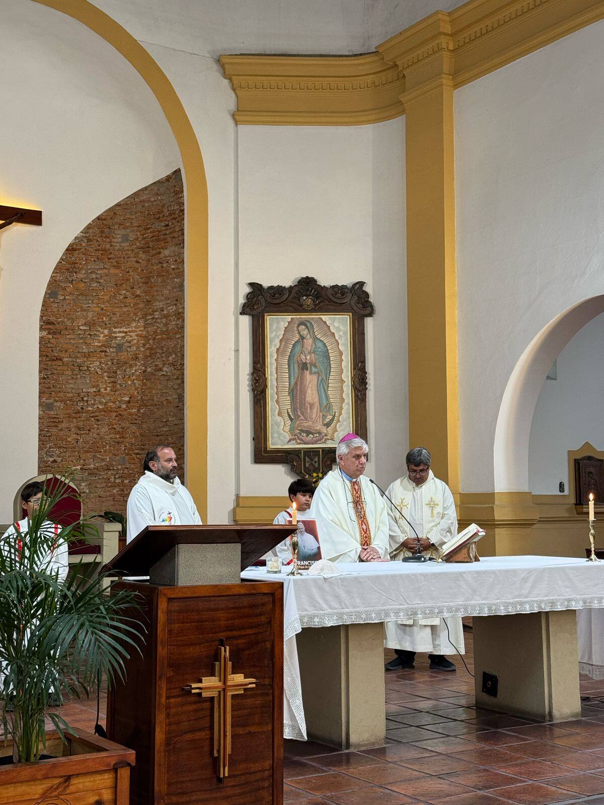 Oraciones y misas en Argentina por la salud del Papa Francisco