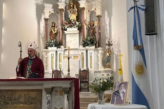 Rumbo a los 100 años de su nacimiento, recordaron con una misa el aporte de Raúl Alfonsín a la democracia