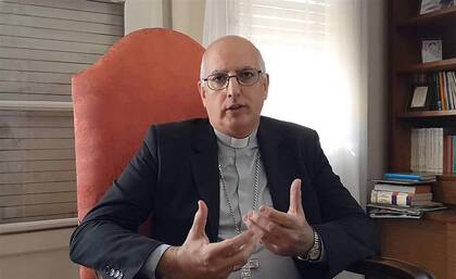 El obispo castrense, monseñor Santiago Olivera, convocó a "rezar por la patria" en los días previos a la elección presidencial 