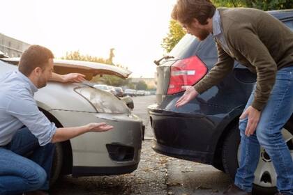 El objetivo de las rigurosas reglas californianas es evitar consecuencias graves para el conductor responsable y el damnificado