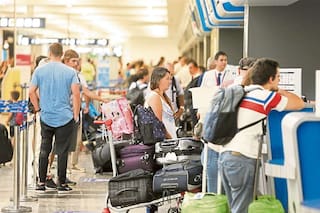 Vuelos baratos. Guerra de precios entre las low cost para viajar en Semana Santa