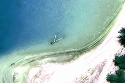El Objeto Taraia es una anomalía cuidadosamente estudiada que podría ser parte del avión de Earhart (Foto: Gentileza Archaeology Channel)