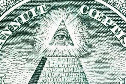 El ojo ocular sobre la pirámide está en el reverso del billete de un dólar de EE.UU.