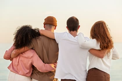 El olfato cumple un rol fundamental en la afinidad entre humanos