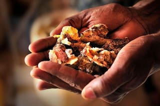 Por qué el mundo se está quedando sin olíbano, la resina aromática para hacer incienso