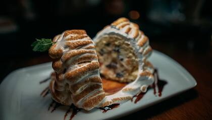 El omelette surprise uno de los postres más pedidos y el preferido de Troilo