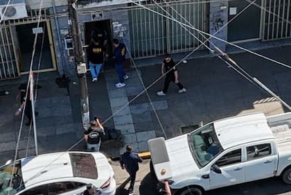 El operativo de extradición desde Perú involucró a 12 detectives de la PFA y la policía bonaerense