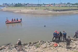 Murió un hombre que se tiró a nadar en la Costanera junto a cuatro menores