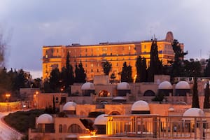 Cómo es el King David, el histórico hotel donde se aloja el Presidente en Jerusalén