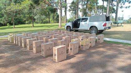 El operativo donde la Gendarmería Nacional secuestró un cargamento de cigarrillos de contrabando