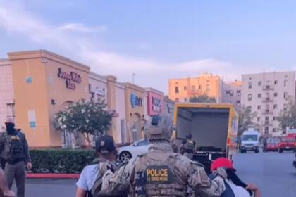 El operativo en Los Ángeles culminó con al menos 16 detenidos