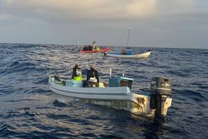 El operativo migratorio incluyó la incautación de embarcaciones y más de 680 kilogramos de pescado capturado de forma ilegal