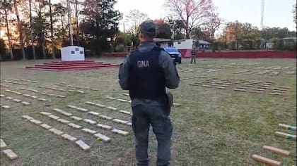El operativo participaron efectivos de la Unidad de Inteligencia Criminal “Iguazú”, Escuadrón 10 “Eldorado”, la Sección Operativa de Vuelo “Posadas”, y uniformados de Gendarmería Nacional