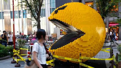 El Pac-Man nació en 1980; esta versión hecha en Lego está en Shinjuku, Tokio