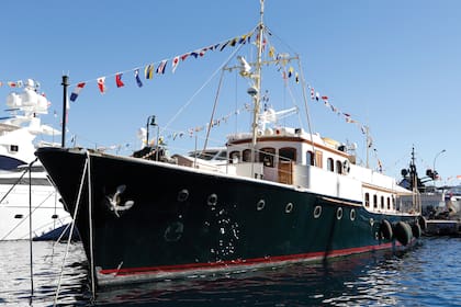 El Pacha III de Carolina de Mónaco no es el más caro ni el más imponente del puerto de Mónaco, pero sí el más elegante. Por lejos (Photo credit should read VALERY HACHE/AFP via Getty Images)