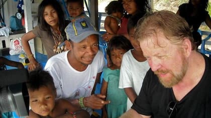 El padre de Caleb, Daniel Everett, fue al Amazonas como misionero, pero acabó convirtiéndose en lingüista.