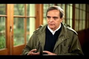 El padre Felipe Berríos en su entrevista con la cadena CNN Chile