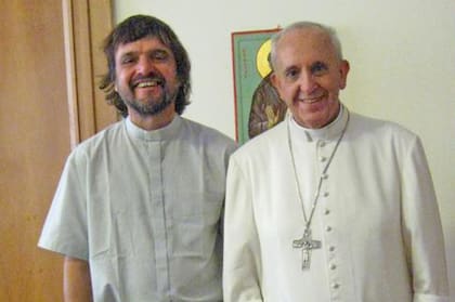 El padre Pepe Di Paola utilizó de ejemplo al Papa Francisco para expresar por qué llamó a no votar a Javier Milei